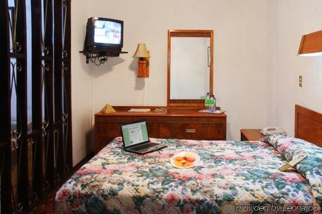 Hotel Premier Saltillo Coahuila Bilik gambar
